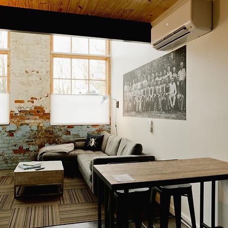 Loom Room Retreat Dalton Εξωτερικό φωτογραφία