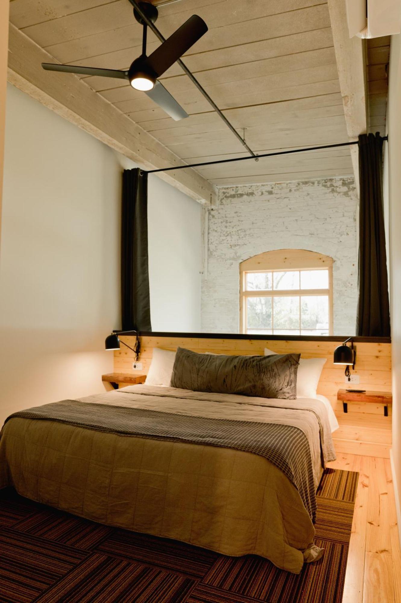 Loom Room Retreat Dalton Εξωτερικό φωτογραφία
